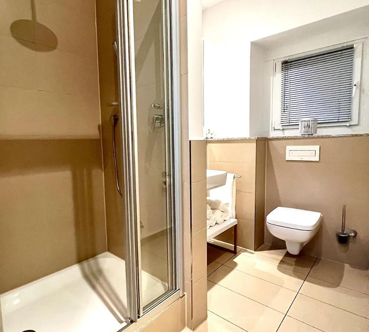 Elegante Maisonette Duesseldorf Niemcy
